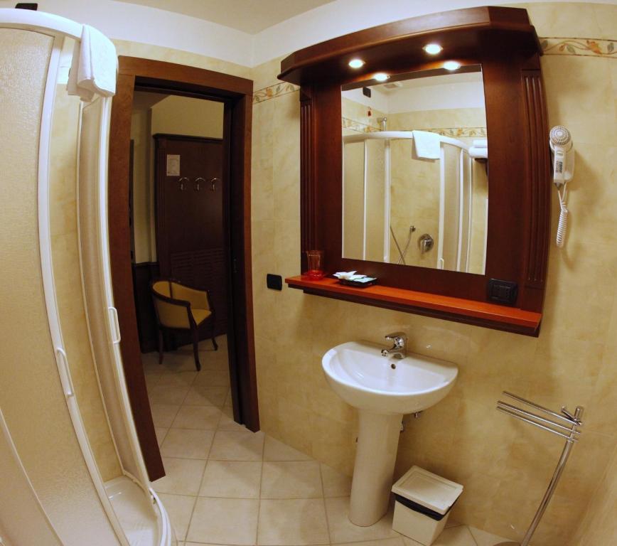 Domus Augusta Acomodação com café da manhã 